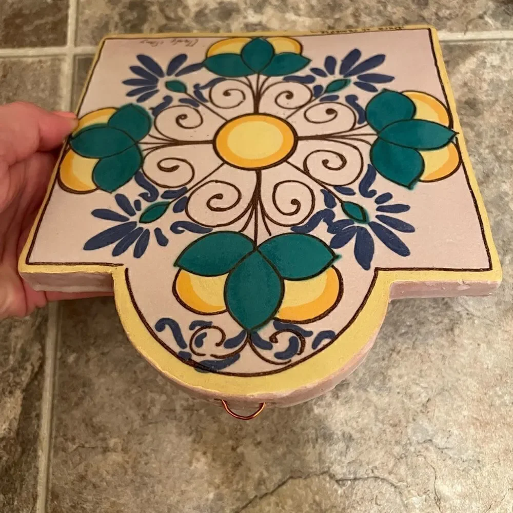 Italy Pottery Trivet Lemon Pier 1 Wall Hang Green Leaf Blue Flower Scrolls